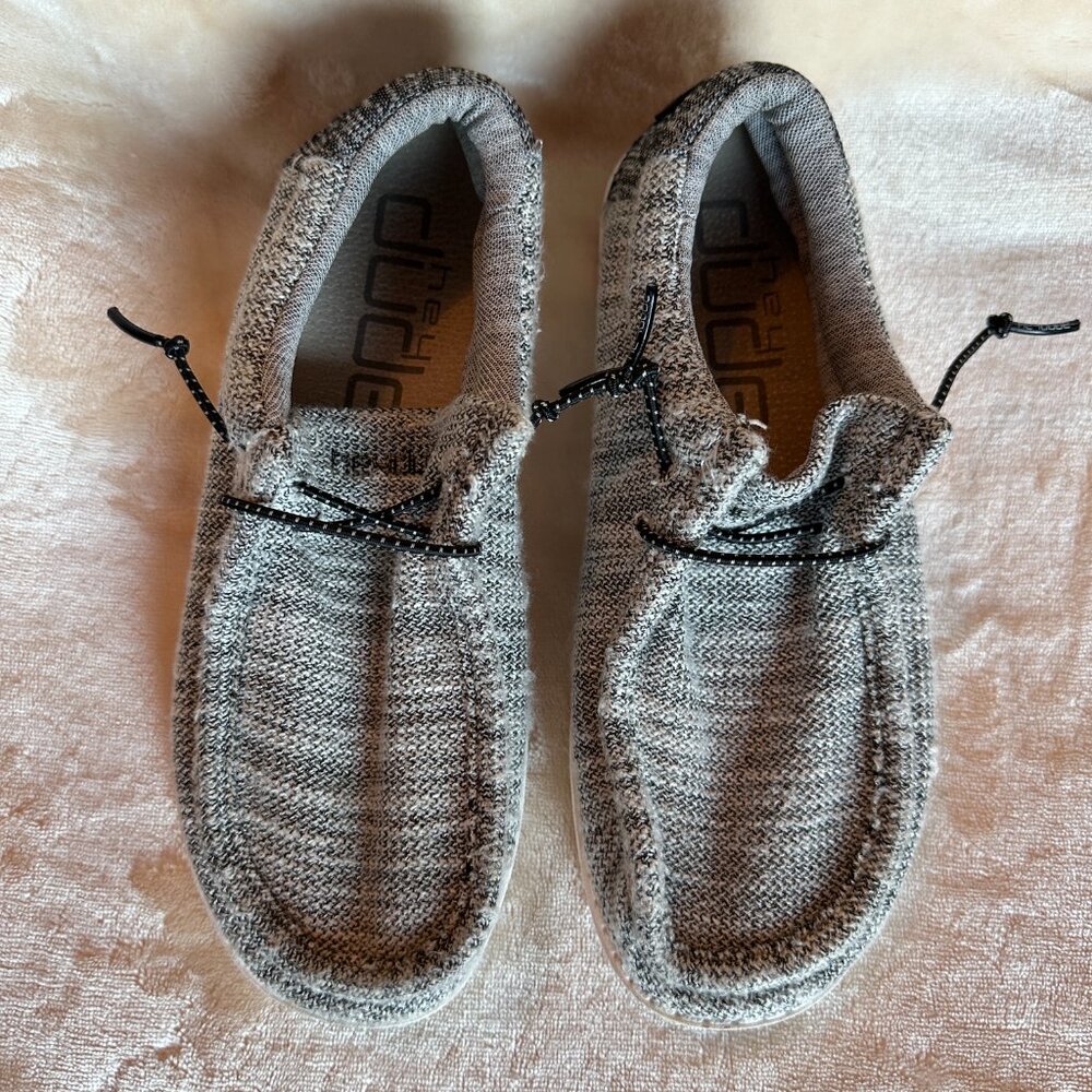 hey Dude Wally Yin Yang Loafer Youth 6